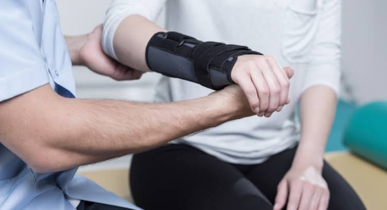 Post-Fracture Rehabilitation in Kota: Rebuilding Movement After Healing